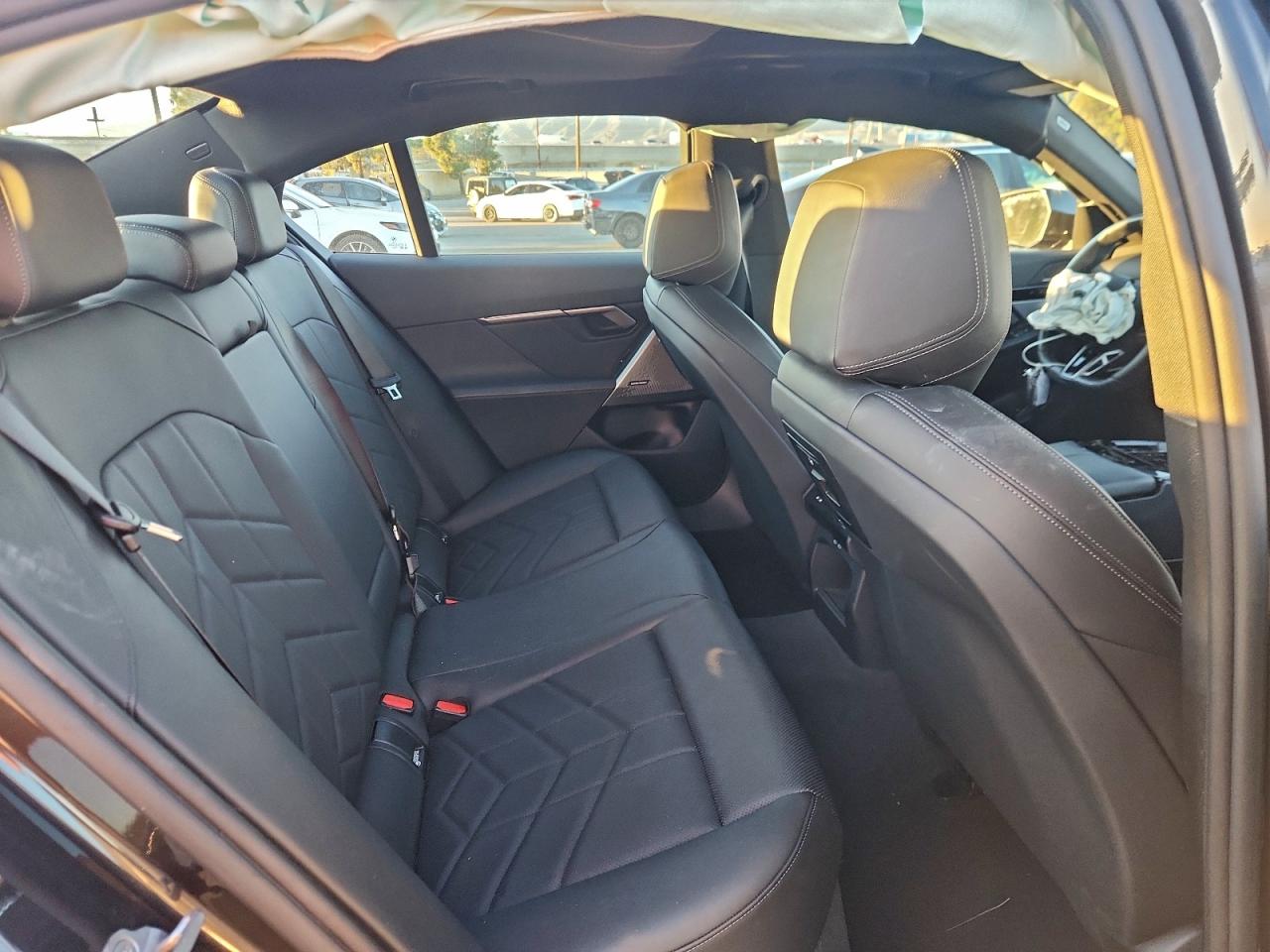 2024 BMW 530 Xi VIN: WBA53FJ0XRCP74201 Lot: 94269215