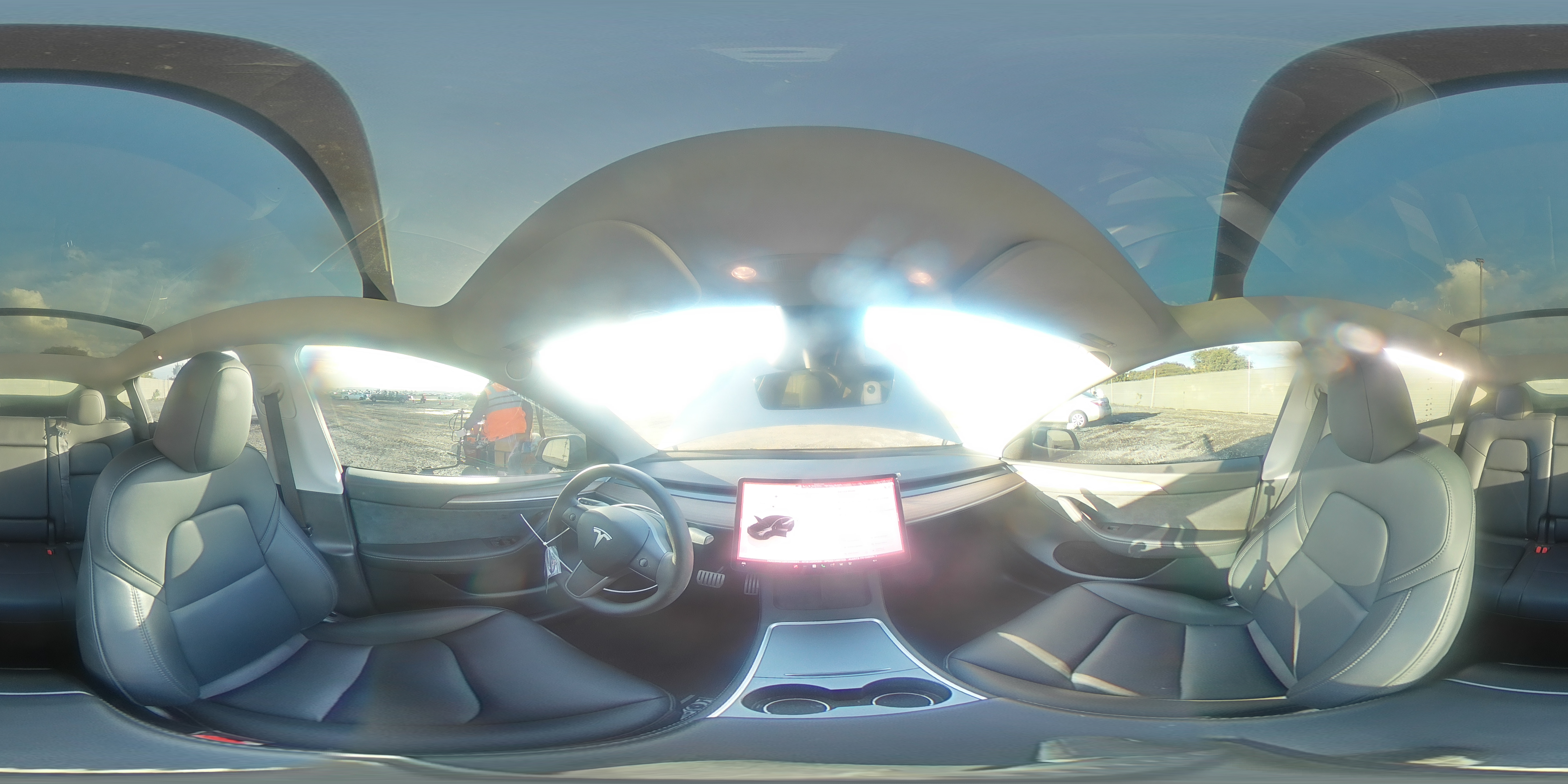 2024 Tesla Model Y VIN: 7SAYGDEFXRF048884 Lot: 93746325