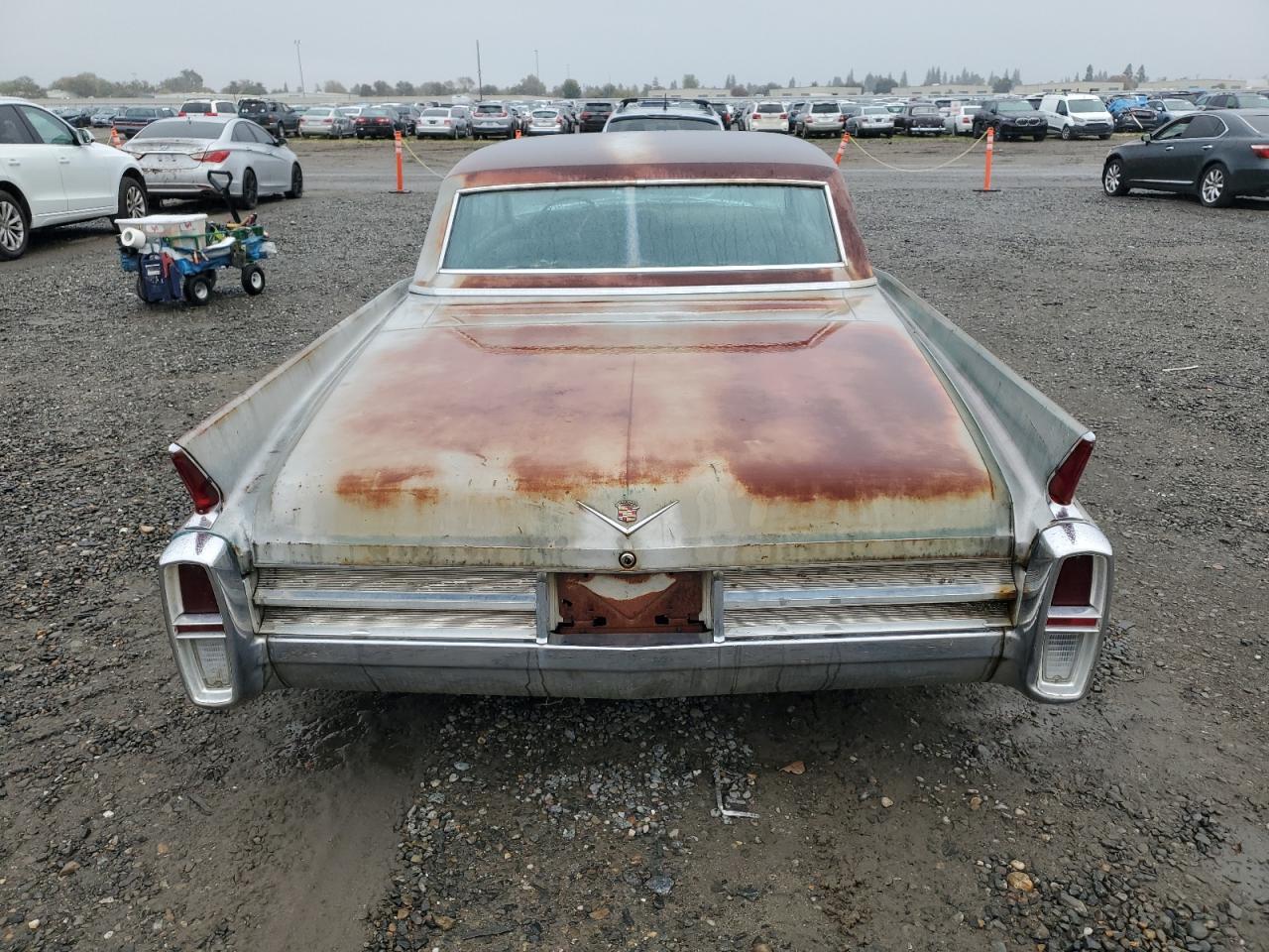 1963 Cadillac Coupe Devi VIN: 63J054227 Lot: 90749355