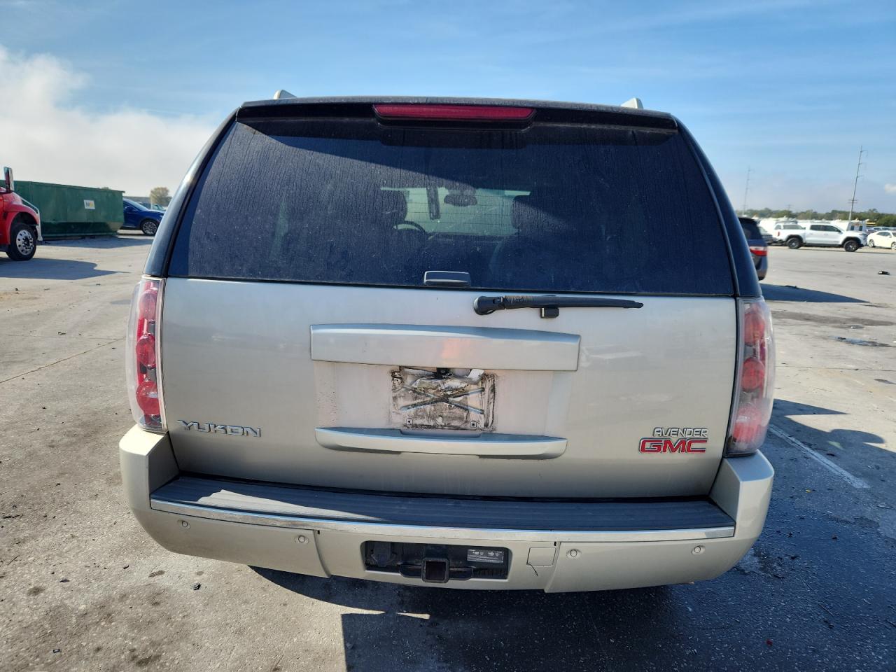 2013 GMC Yukon Denali VIN: 1GKS1EEF6DR325452 Lot: 93537085