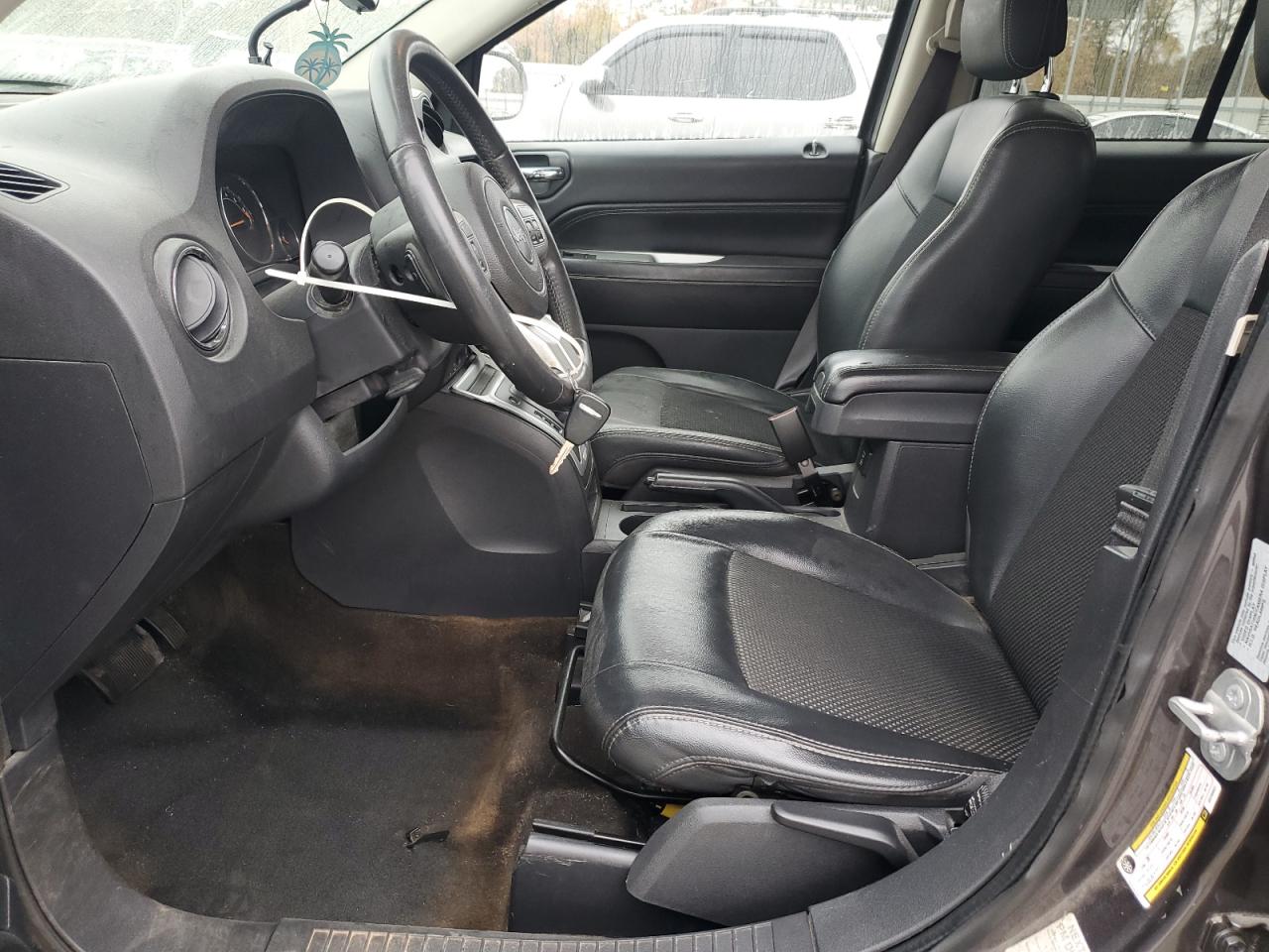 2016 Jeep Compass Latitude VIN: 1C4NJCEA1GD735031 Lot: 91386135