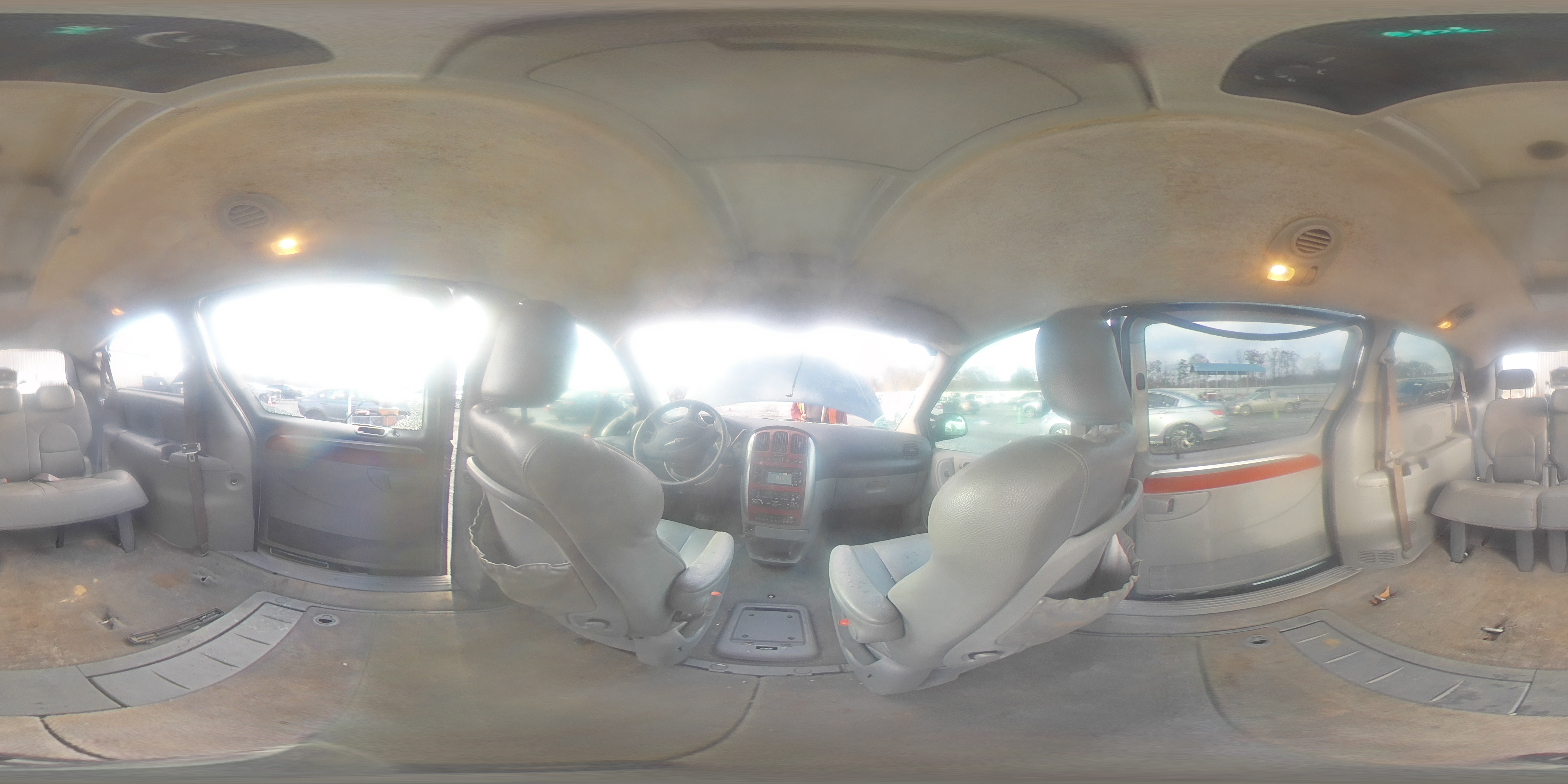 2005 Chrysler Town & Country Limited VIN: 2C8GP64L75R257816 Lot: 93820455