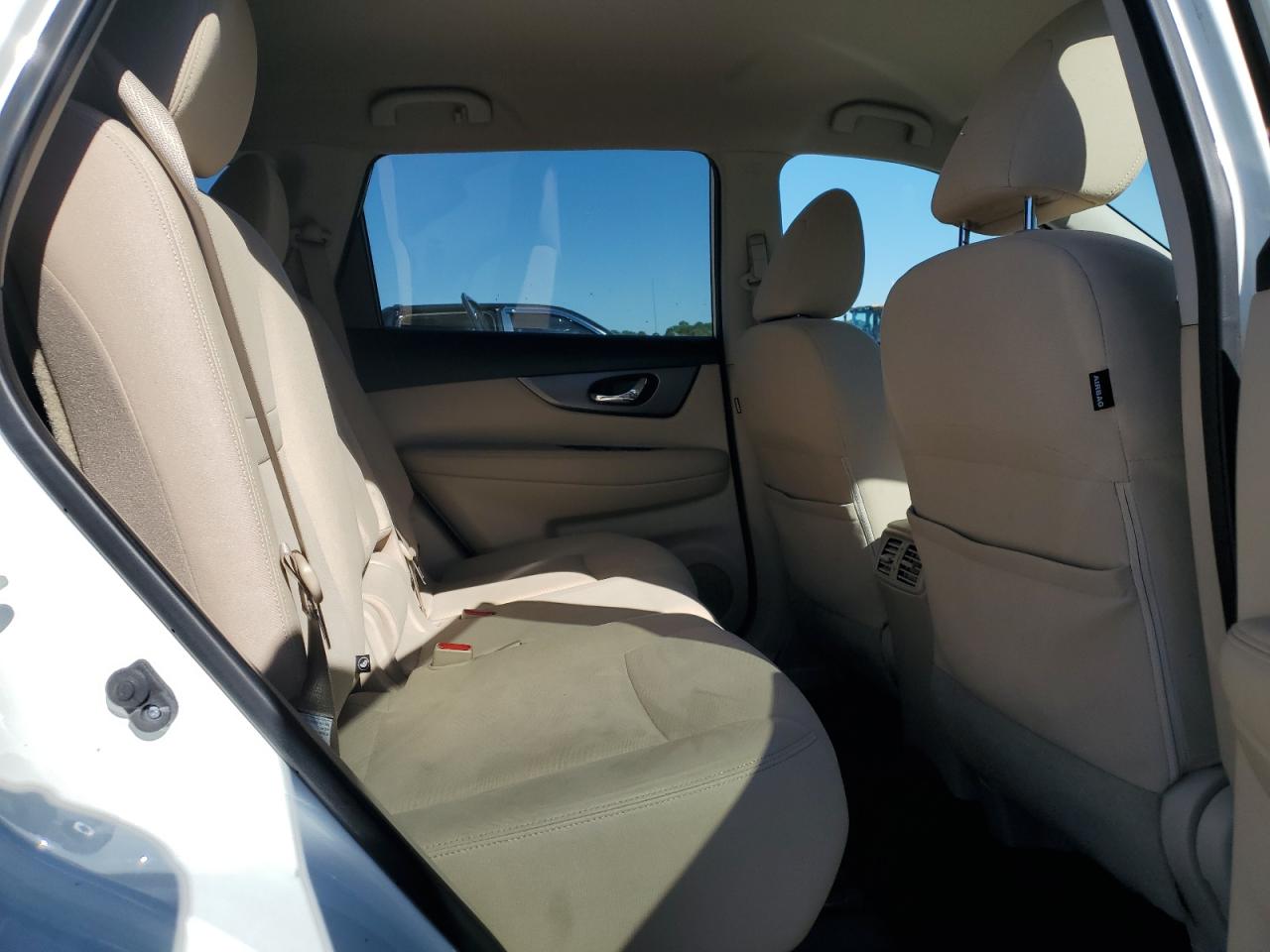 2016 Nissan Rogue S VIN: KNMAT2MT8GP702807 Lot: 93009265