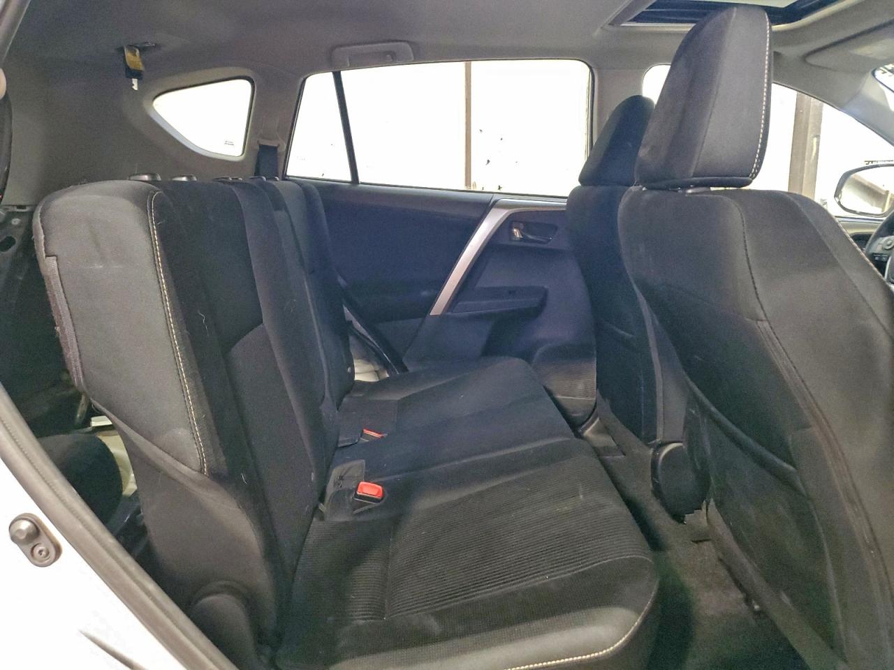 2015 Toyota Rav4 Xle VIN: 2T3WFREV4FW224958 Lot: 90739595