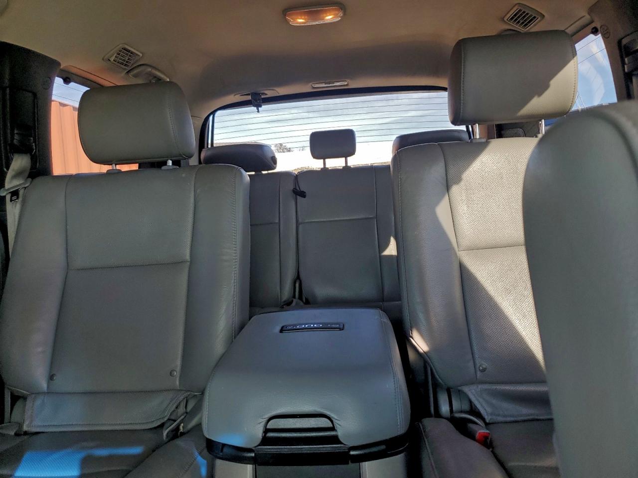 2012 Toyota Sequoia Platinum VIN: 5TDYY5G17CS040553 Lot: 93921545