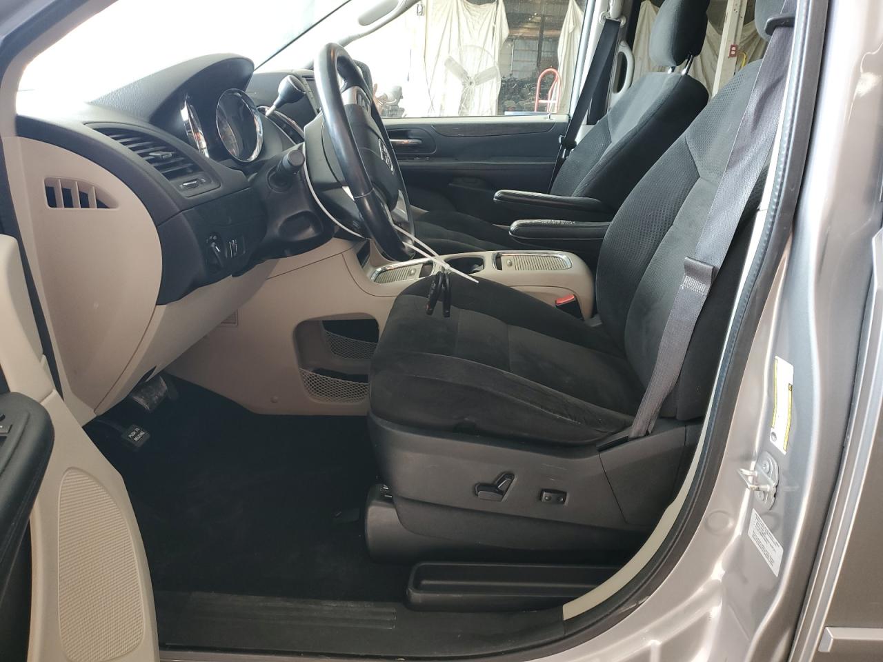 2016 Dodge Grand Caravan Sxt VIN: 2C4RDGCG6GR325619 Lot: 93404395