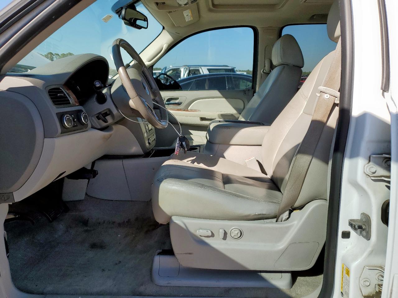 2007 GMC Yukon VIN: 1GKFK13027J331595 Lot: 89873955