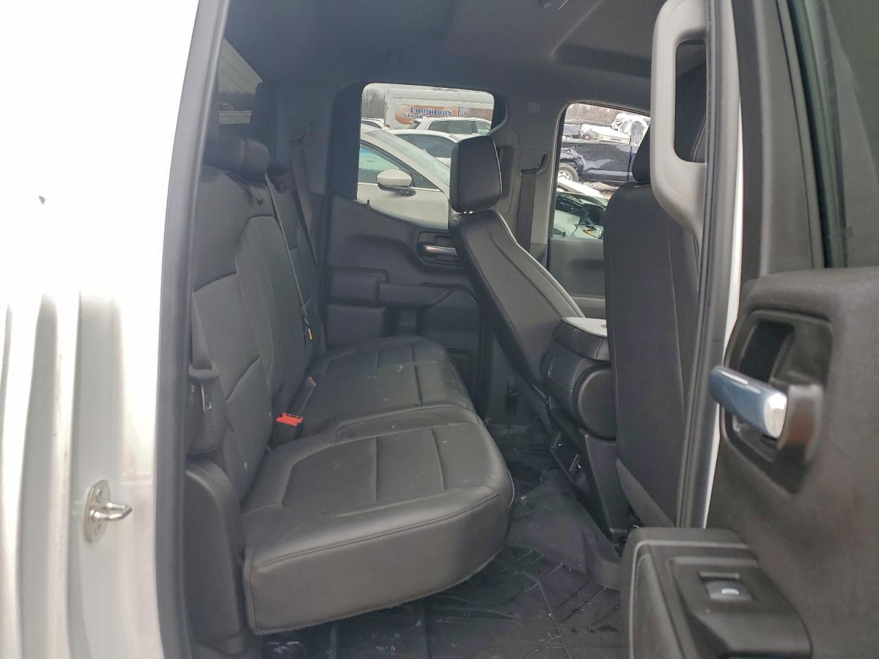 2021 Chevrolet Silverado K1500 VIN: 1GCRYAEH1MZ216865 Lot: 93345815