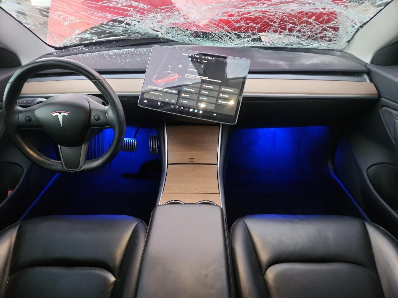 2018 Tesla Model 3 VIN: 5YJ3E1EB5JF088142 Lot: 93123855