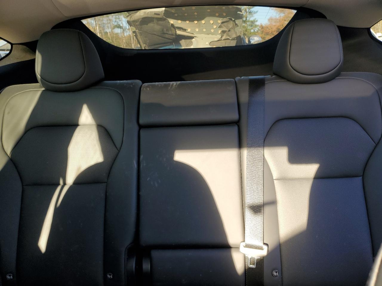 2026 Tesla Model Y VIN: 7SAYGDEE2TF338051 Lot: 92459685