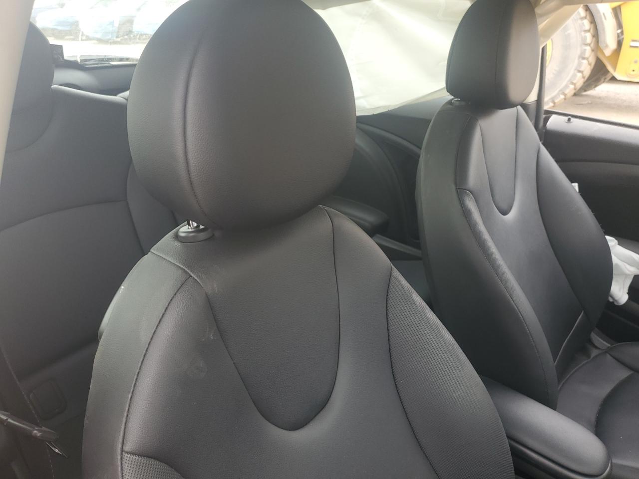 2011 Mini Cooper VIN: WMWSU3C57BT253319 Lot: 91182195