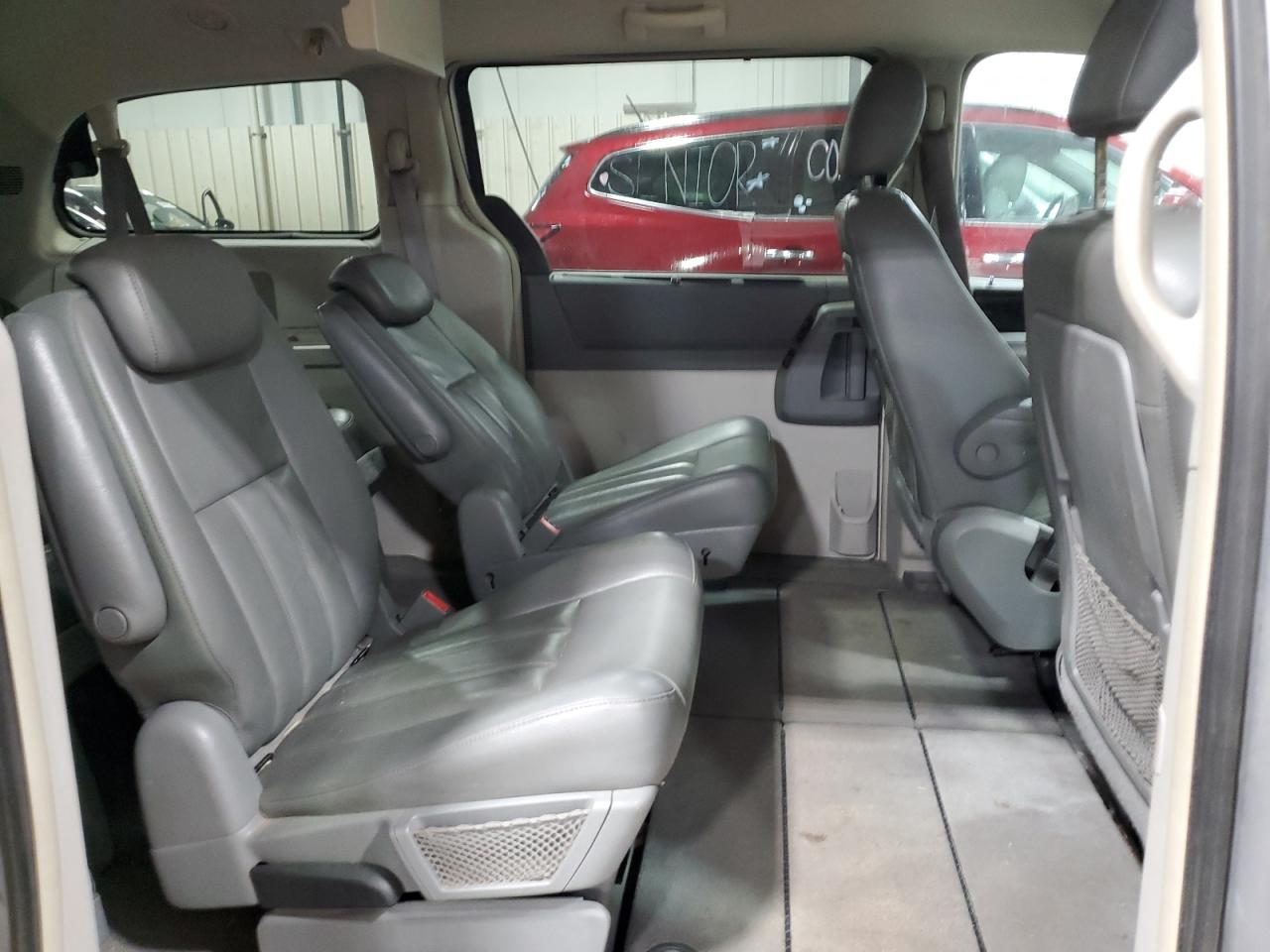 2010 Dodge Grand Caravan Sxt VIN: 2D4RN5DX3AR123301 Lot: 90545235