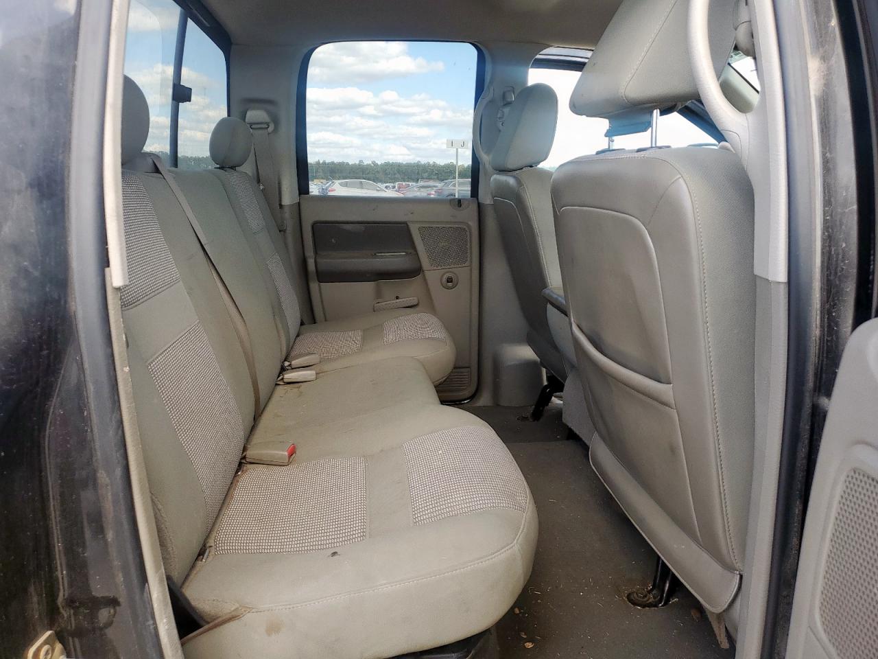 2007 Dodge Ram 1500 St VIN: 1D7HA18237J570578 Lot: 92943025