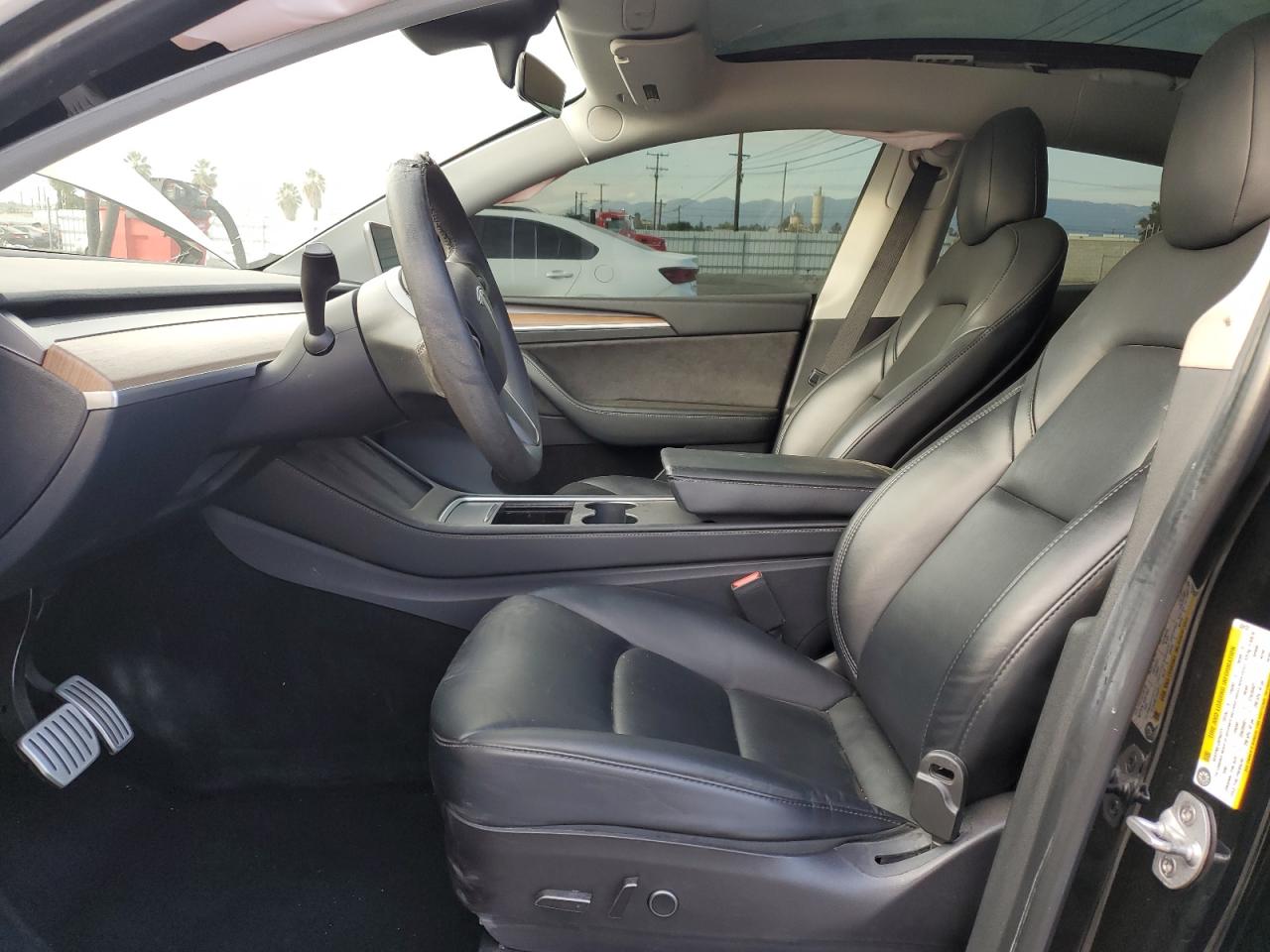 2023 Tesla Model Y VIN: 7SAYGDEF9PF624137 Lot: 92116905