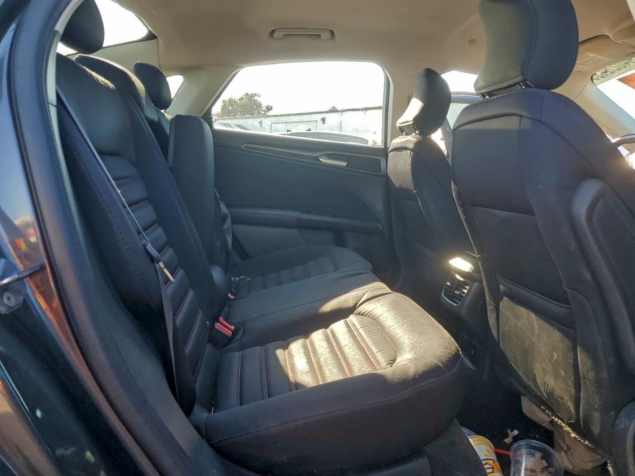 2016 Ford Fusion Se Hybrid VIN: 3FA6P0LU8GR329534 Lot: 94028435