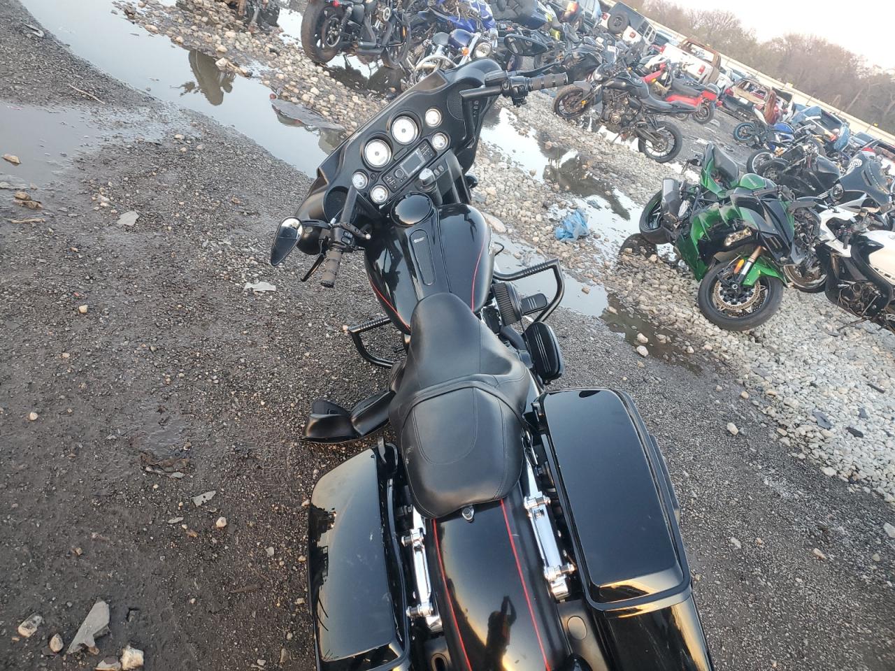 2012 Harley-Davidson Flhx Street Glide VIN: 1HD1KBM18CB650490 Lot: 91906405