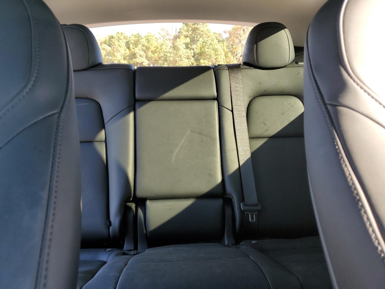 2025 Tesla Model Y VIN: 7SAYGDEE2SA354312 Lot: 91089995