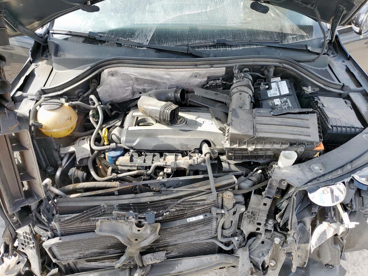 2015 Volkswagen Tiguan S VIN: WVGAV7AX2FW555902 Lot: 93837065