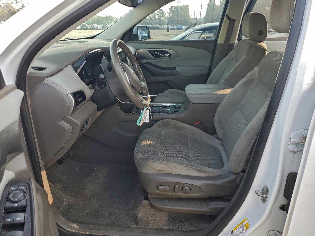 2019 Chevrolet Traverse Lt VIN: 1GNERGKW1KJ199120 Lot: 93809175