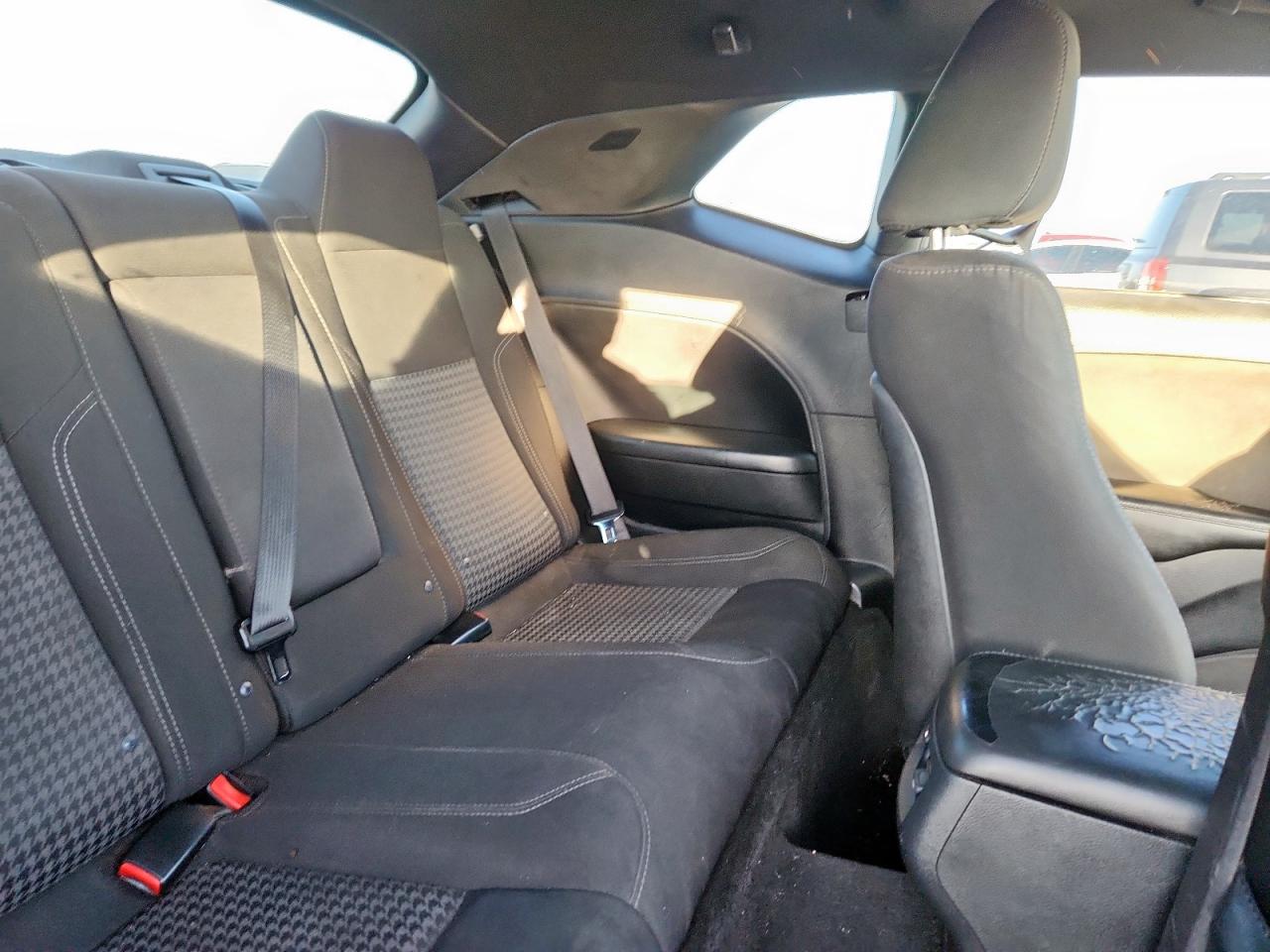 2015 Dodge Challenger Sxt VIN: 2C3CDZAGXFH739760 Lot: 90893825