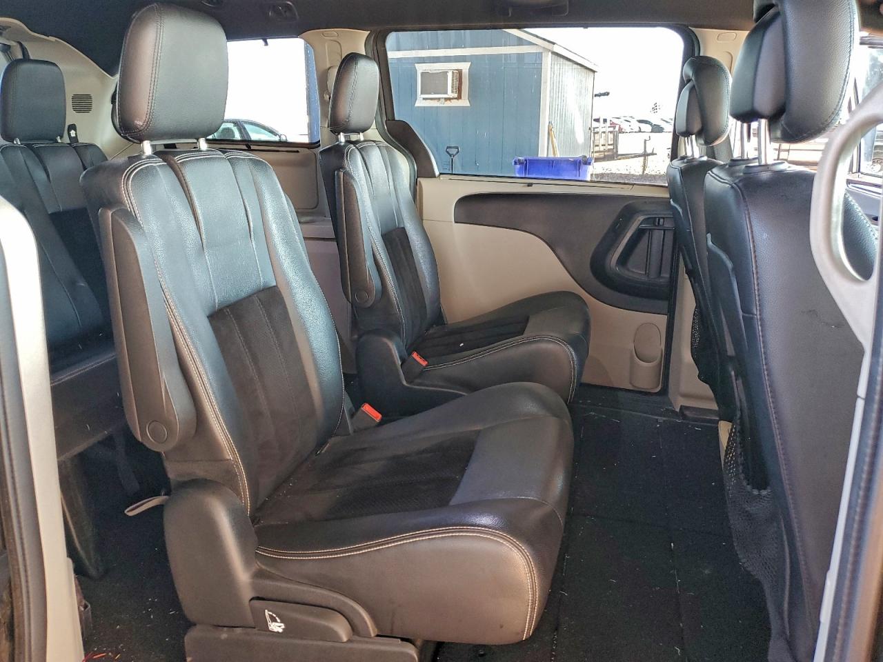 2017 Dodge Grand Caravan Sxt VIN: 2C4RDGCG8HR779386 Lot: 94350595