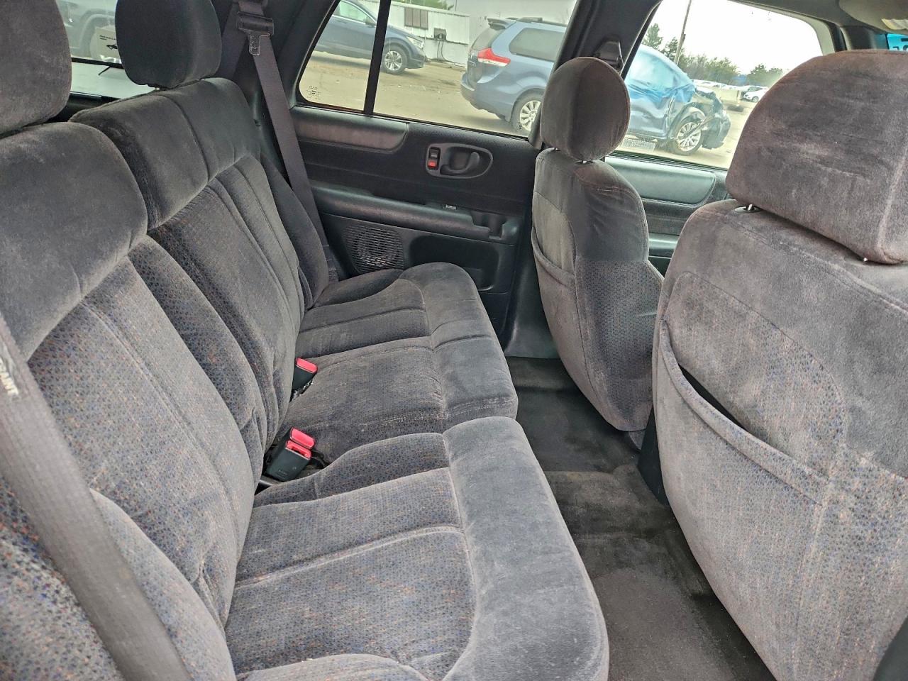 2000 Chevrolet Blazer VIN: 1GNDT13WXY2191514 Lot: 93420615