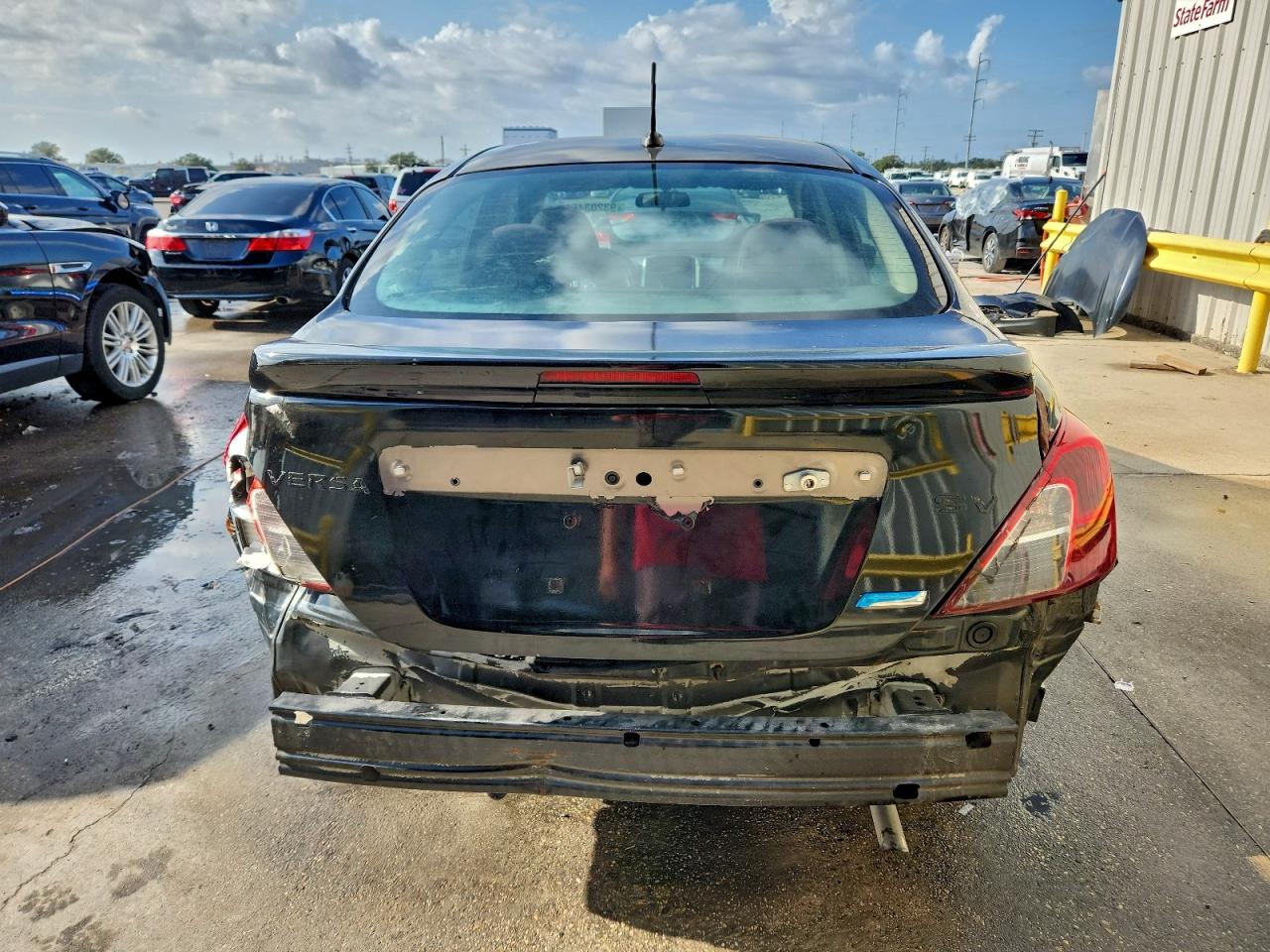 2018 Nissan Versa S VIN: 3N1CN7AP7JL808128 Lot: 93203455