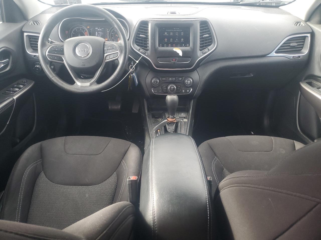 2019 Jeep Cherokee Latitude VIN: 1C4PJLCB2KD285693 Lot: 91894025