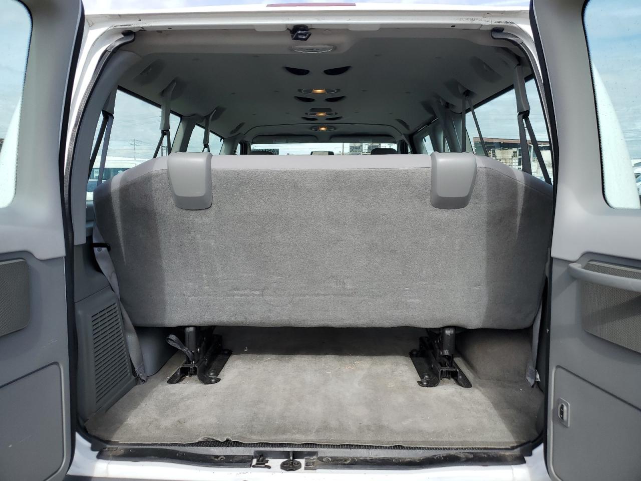 2013 Ford Econoline E350 Super Duty Wagon VIN: 1FBNE3BLXDDA61052 Lot: 92619185