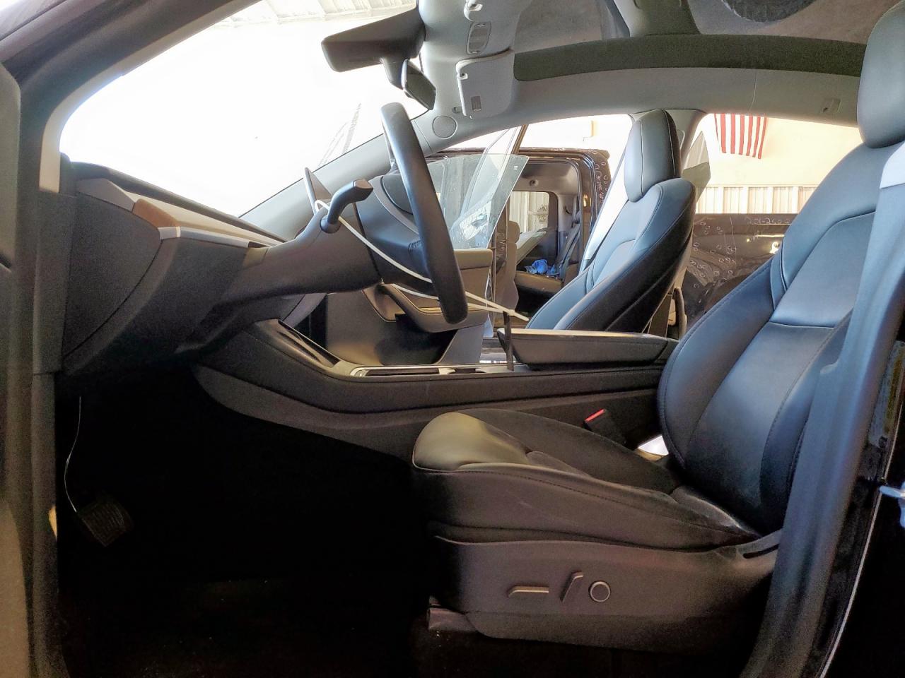 2022 Tesla Model Y VIN: 7SAYGDEE1NF463240 Lot: 92028805