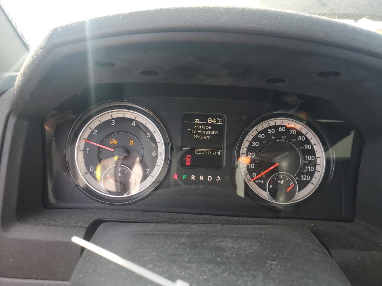 2019 Ram 1500 Classic Tradesman VIN: 3C6JR6AG7KG505953 Lot: 92668835