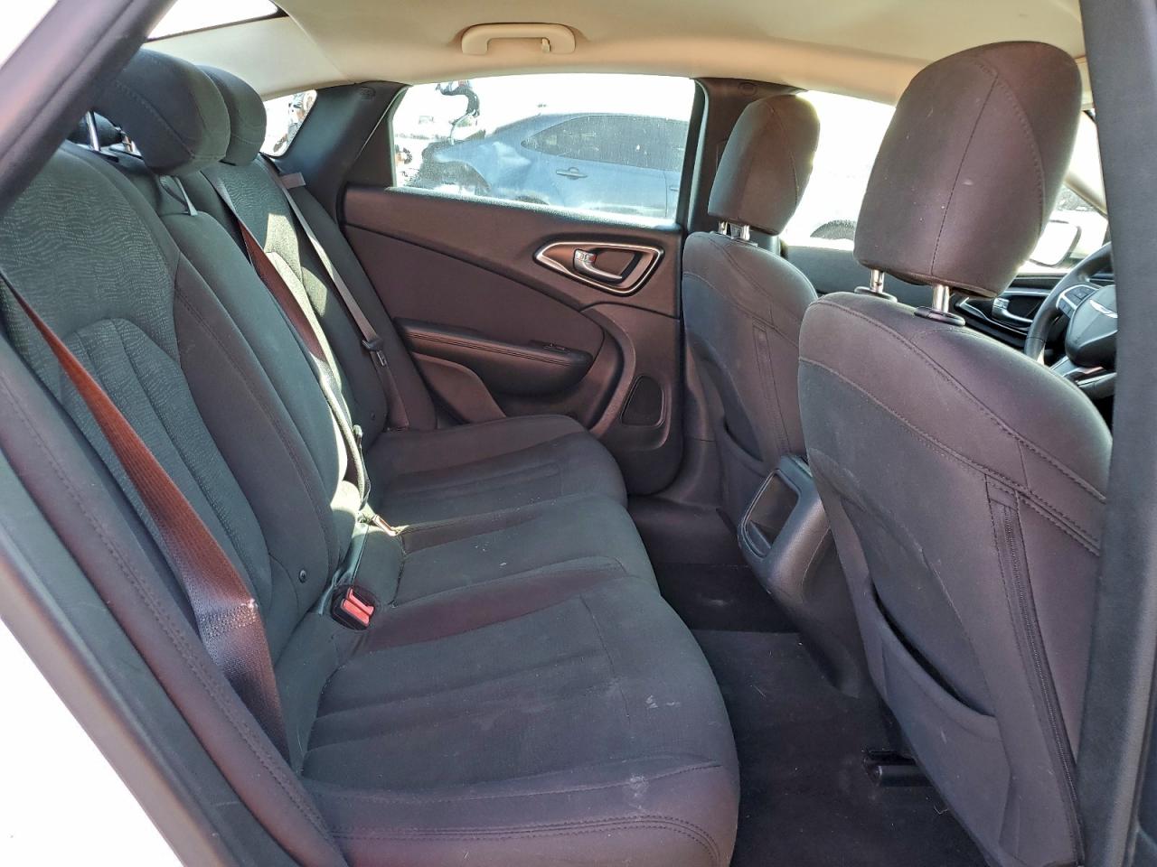 2016 Chrysler 200 Limited VIN: 1C3CCCAB0GN144185 Lot: 94452255