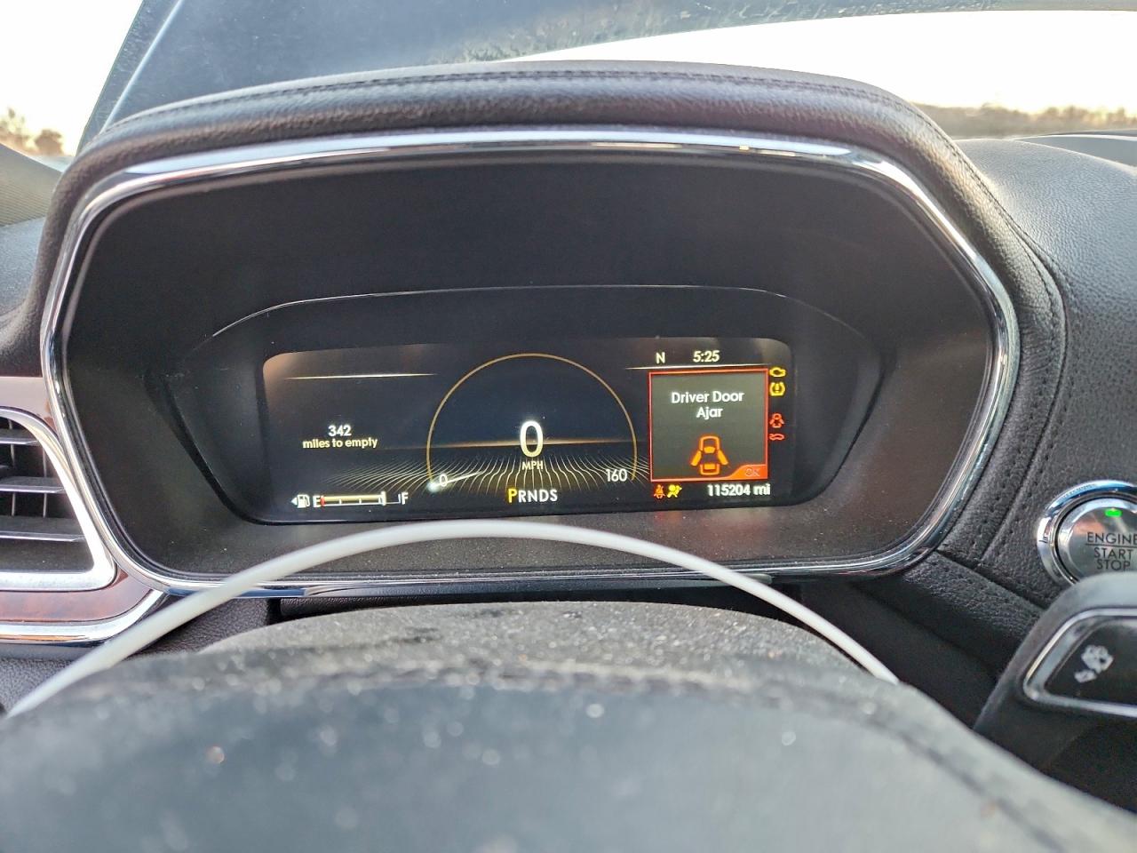 2017 Lincoln Continental Reserve VIN: 1LN6L9NP8H5611173 Lot: 94812235