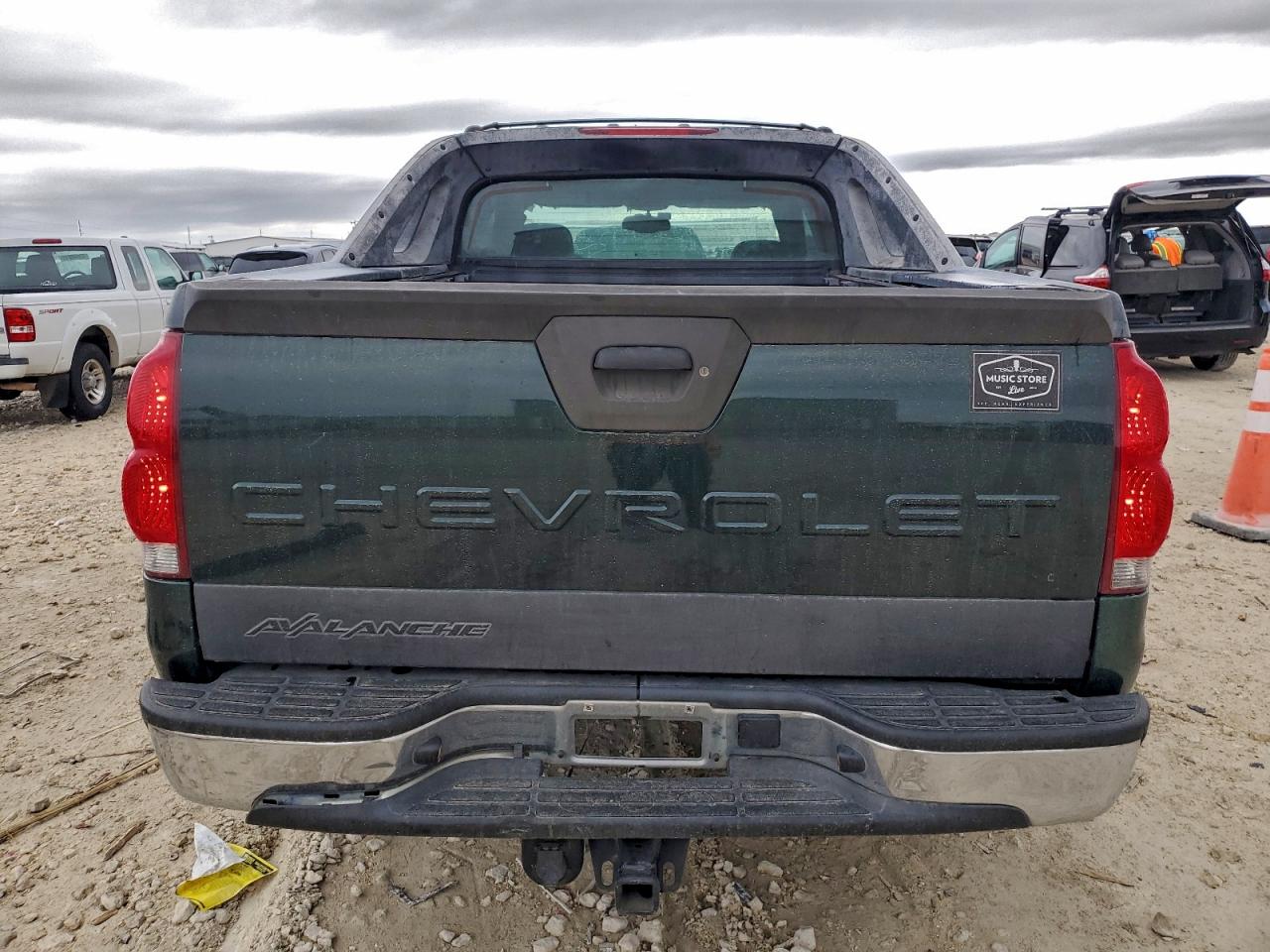 2004 Chevrolet Avalanche C1500 VIN: 3GNEC12T64G308325 Lot: 93309915