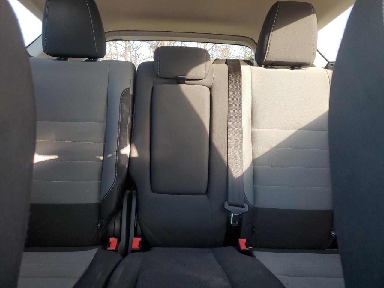 2016 Ford Escape Se VIN: 1FMCU9GX4GUB18446 Lot: 92720625