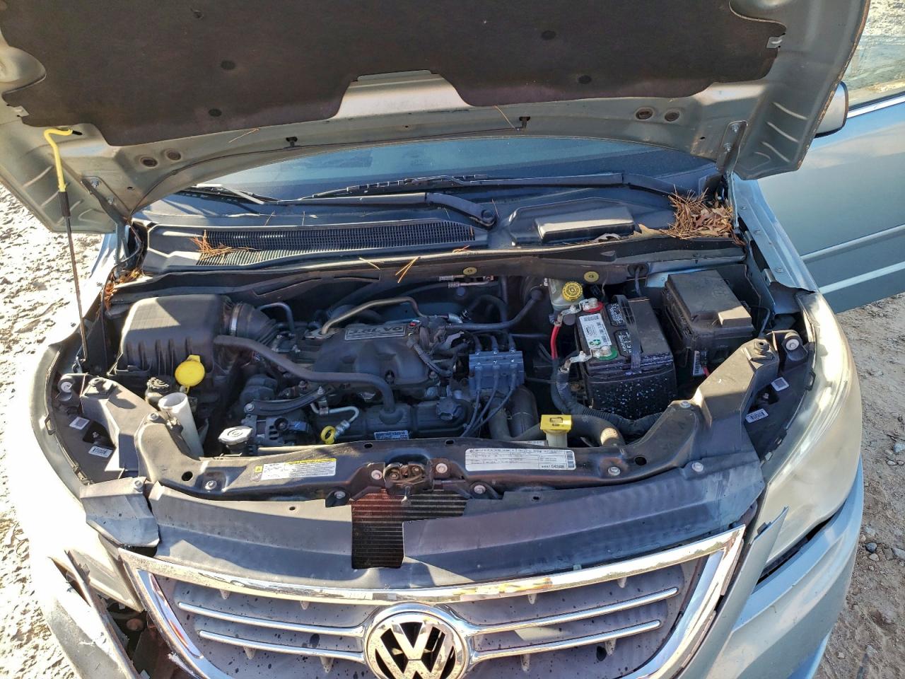 2010 Volkswagen Routan Se VIN: 2V4RW3D15AR272678 Lot: 94358235