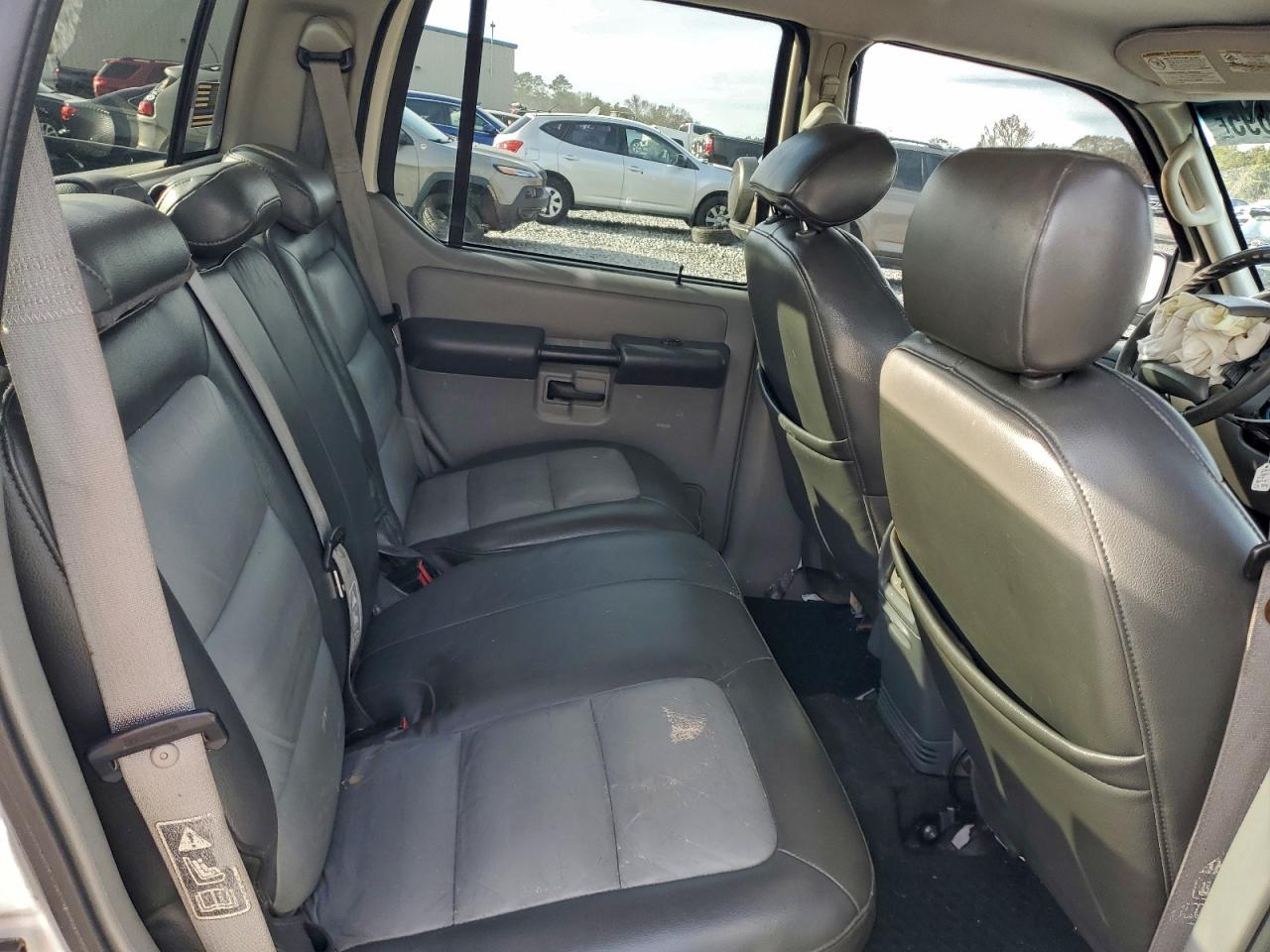 2003 Ford Explorer Sport Trac VIN: 1FMZU67E13UA32366 Lot: 94493695