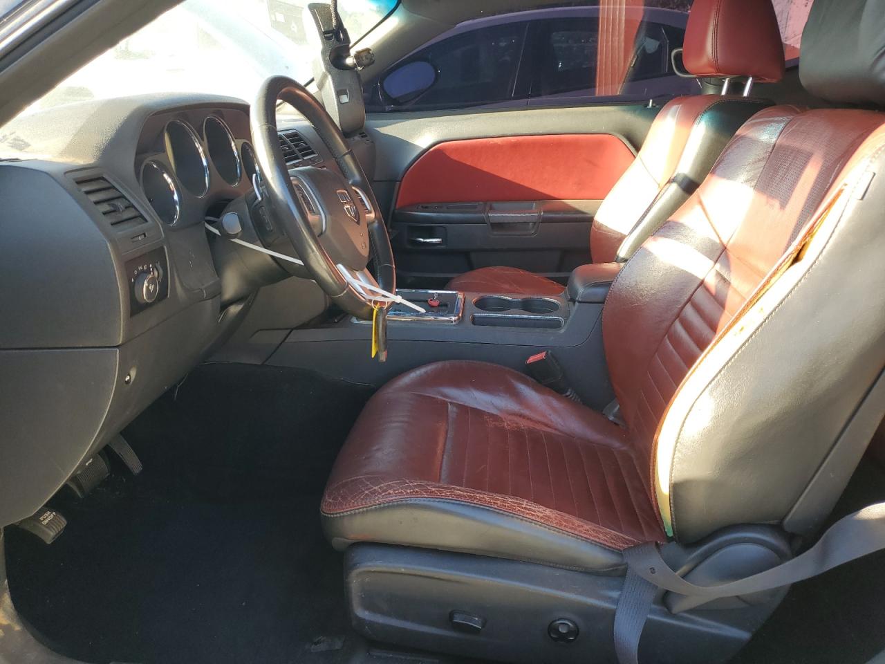 2013 Dodge Challenger R/T VIN: 2C3CDYBT0DH671052 Lot: 92800825