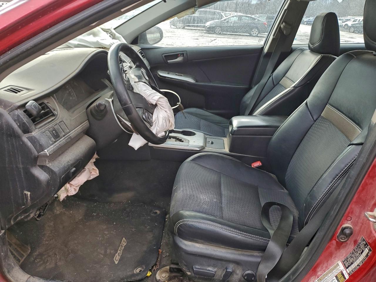 2014 Toyota Camry L VIN: 4T1BF1FK2EU813812 Lot: 94680295