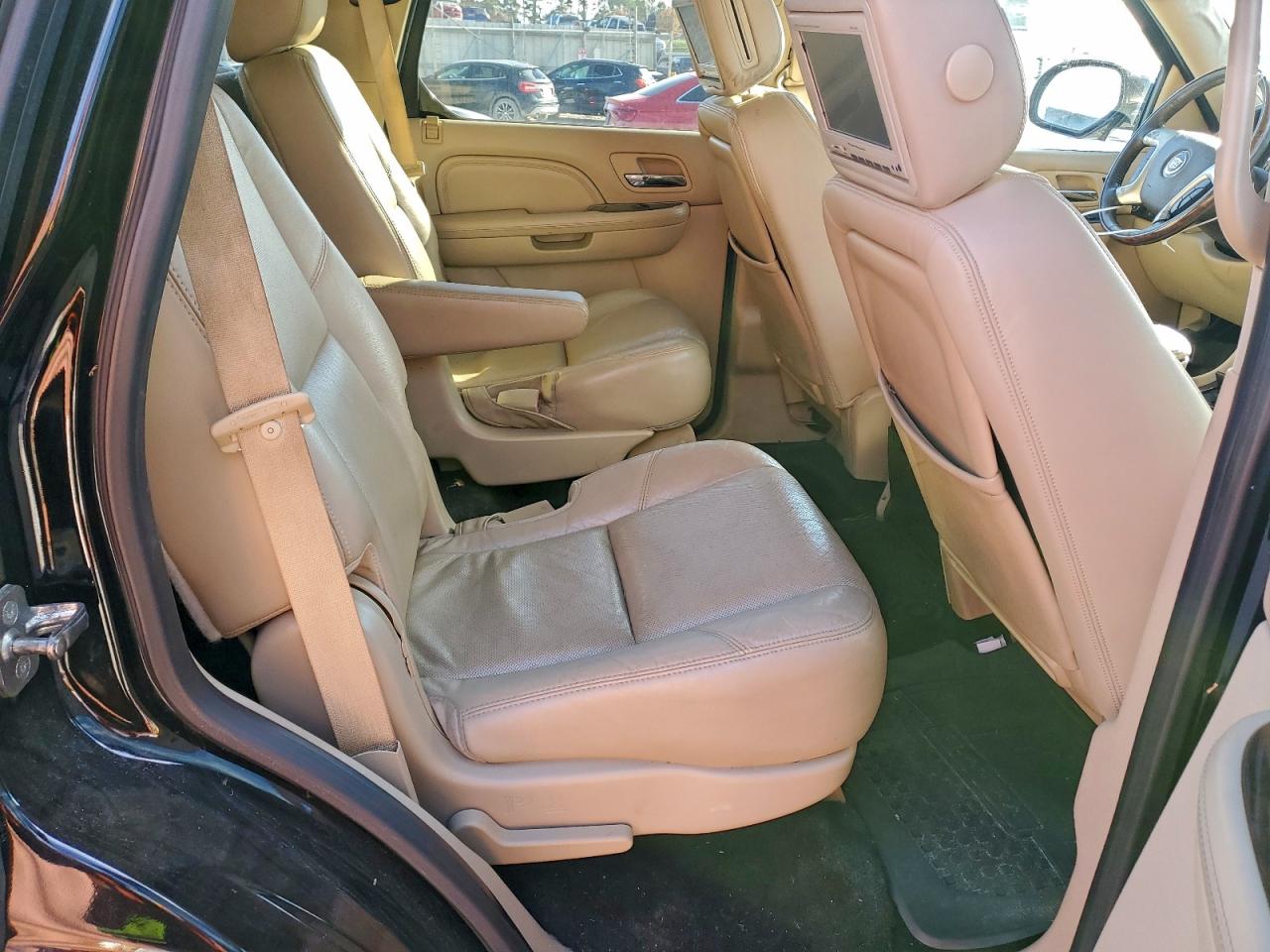 2013 Cadillac Escalade Luxury VIN: 1GYS3BEF2DR100492 Lot: 93942115