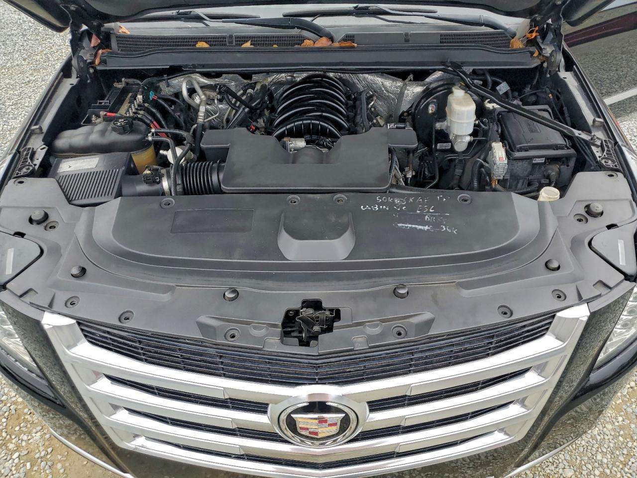 2015 Cadillac Escalade Esv Luxury VIN: 1GYS4HKJ3FR250929 Lot: 94235625