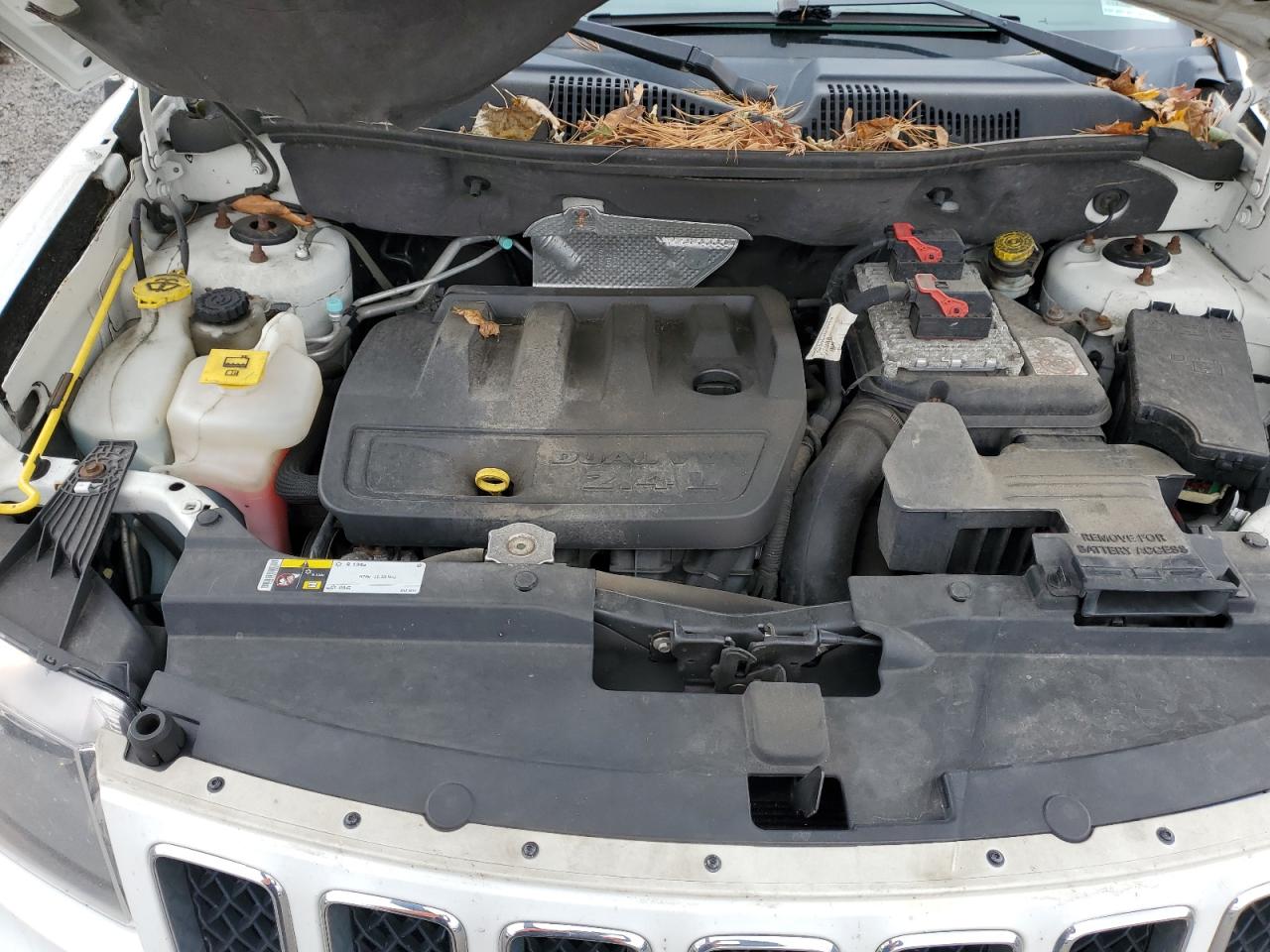 2014 Jeep Compass Sport VIN: 1C4NJDBB9ED880415 Lot: 92355455