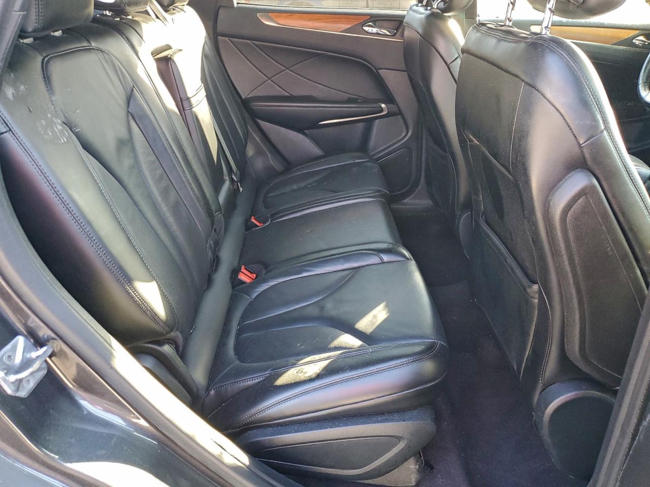 2018 Lincoln Mkc Select VIN: 5LMCJ2C97JUL08298 Lot: 94046855