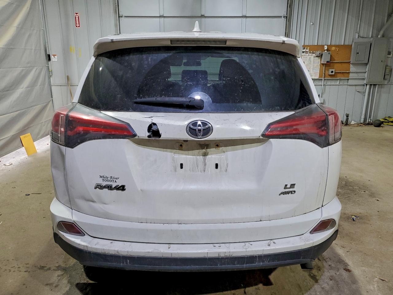 2017 Toyota Rav4 Le VIN: JTMBFREV7HJ715654 Lot: 94247495