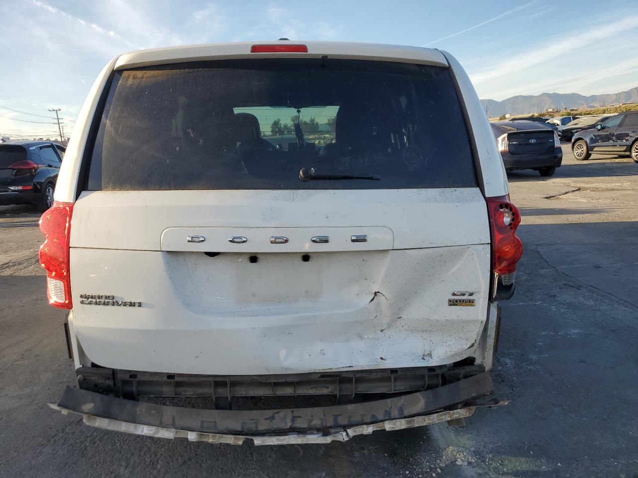 2018 Dodge Grand Caravan Gt VIN: 2C4RDGEG2JR250664 Lot: 92049085