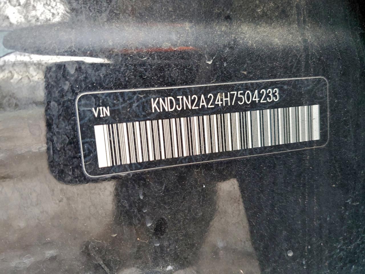 2017 Kia Soul VIN: KNDJN2A24H7504233 Lot: 93663615