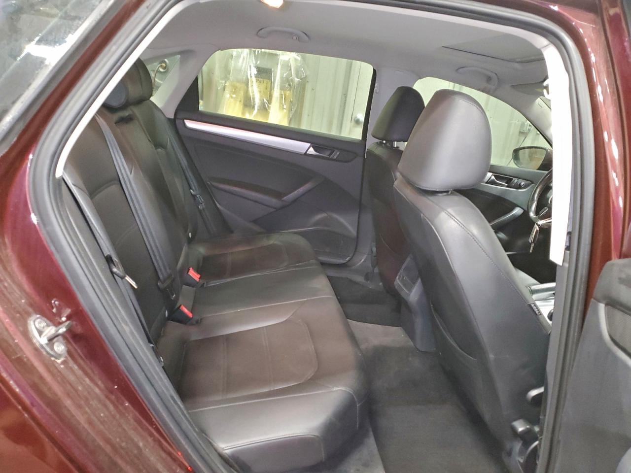 2012 Volkswagen Passat Se VIN: 1VWBP7A36CC054327 Lot: 94104535