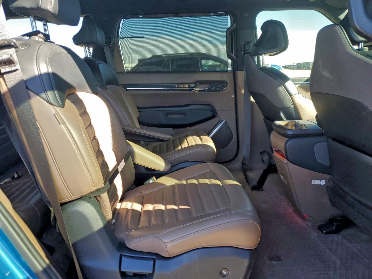 2024 Kia Ev9 Land VIN: KNDADFS50R6028895 Lot: 94813855