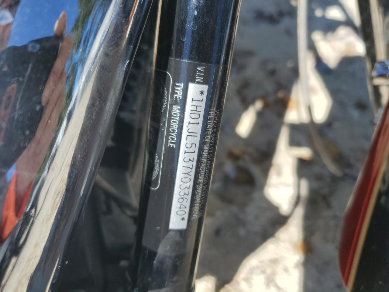 2007 Harley-Davidson Fxst Custom VIN: 1HD1JL5137Y033640 Lot: 92212785