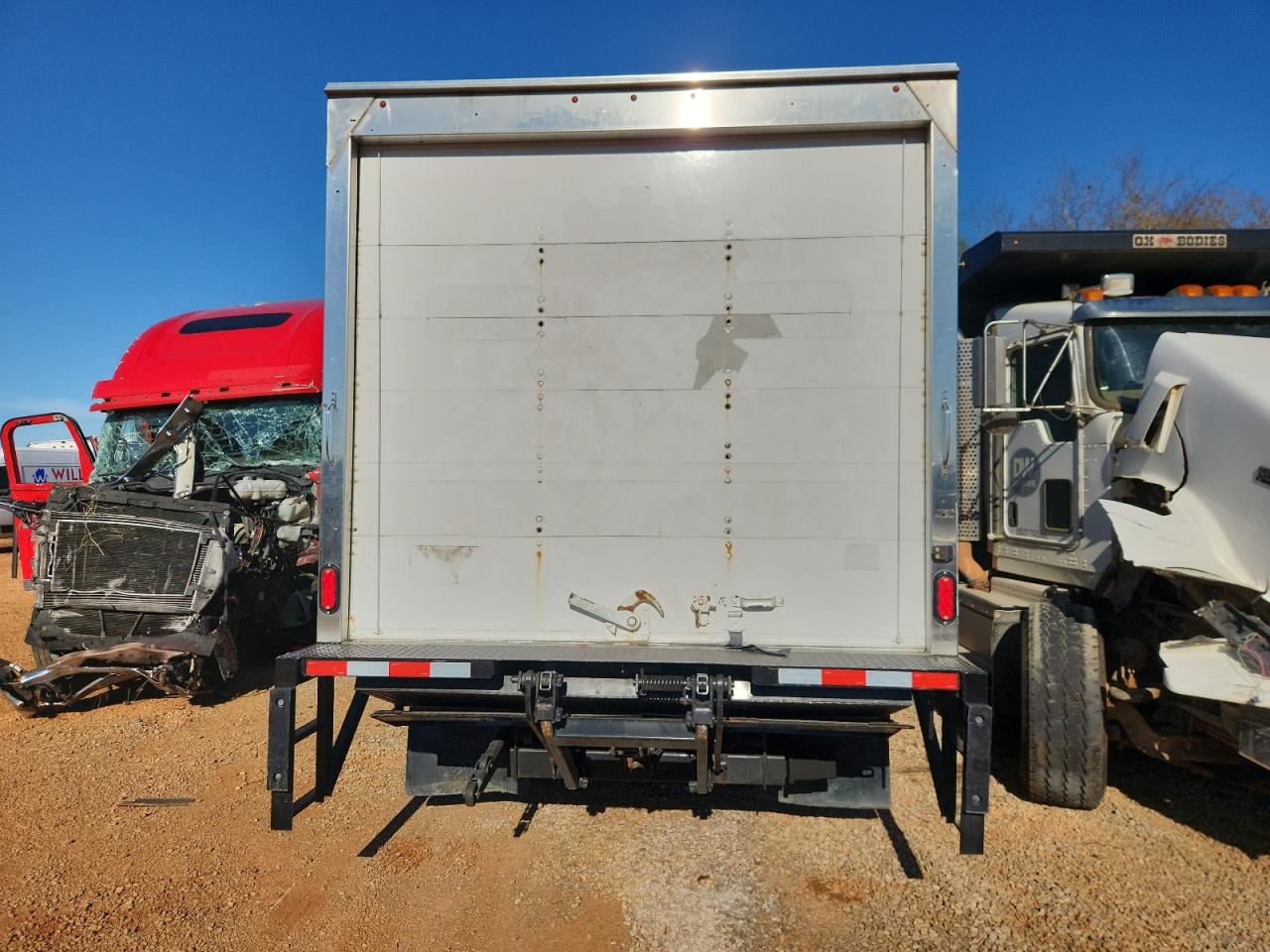 2019 Ford Econoline E350 Super Duty Cutaway Van VIN: 1FDWE3FS6KDC00202 Lot: 91055455